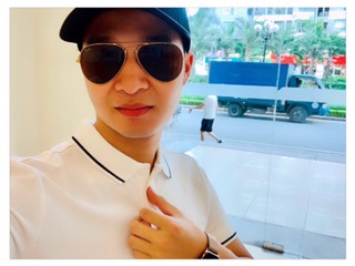 Áo thun Zara cộc tay có cổ