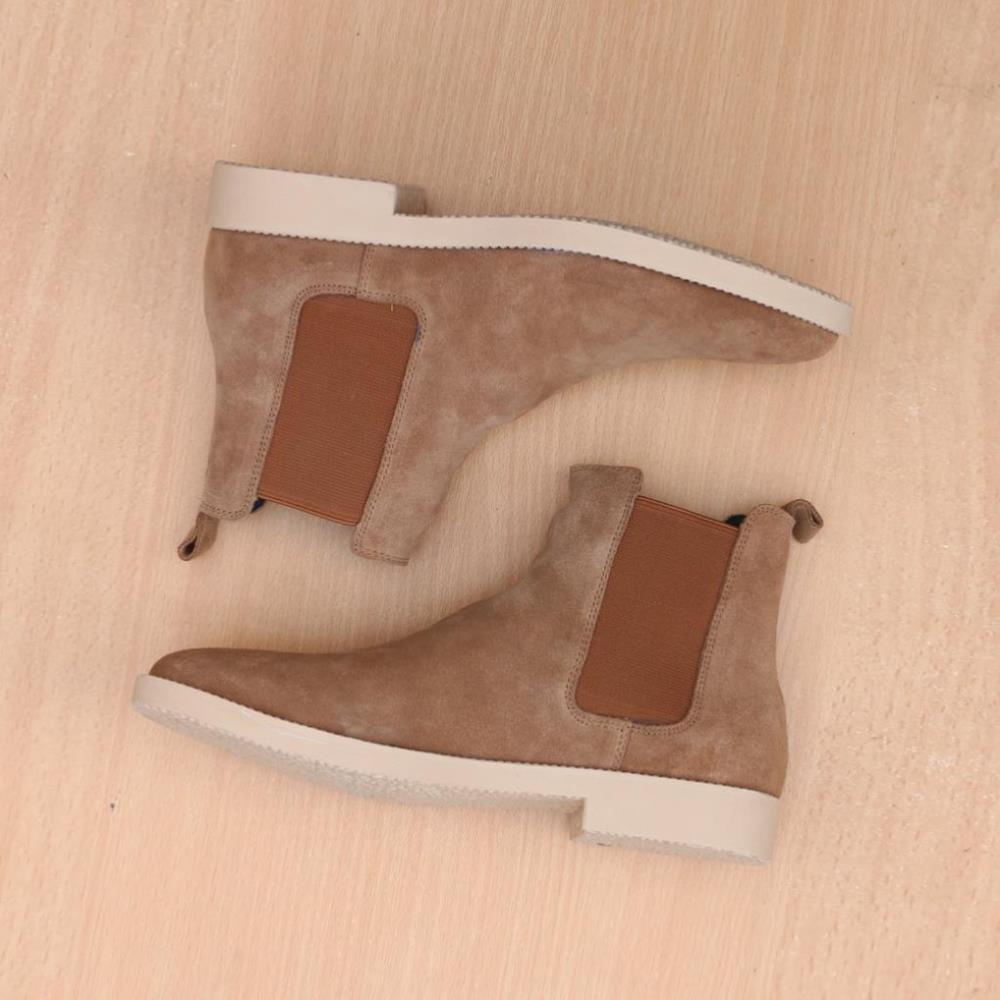 Giày Chelsea Boots thời trang nam chất liệu da bò lộn màu nâu . #