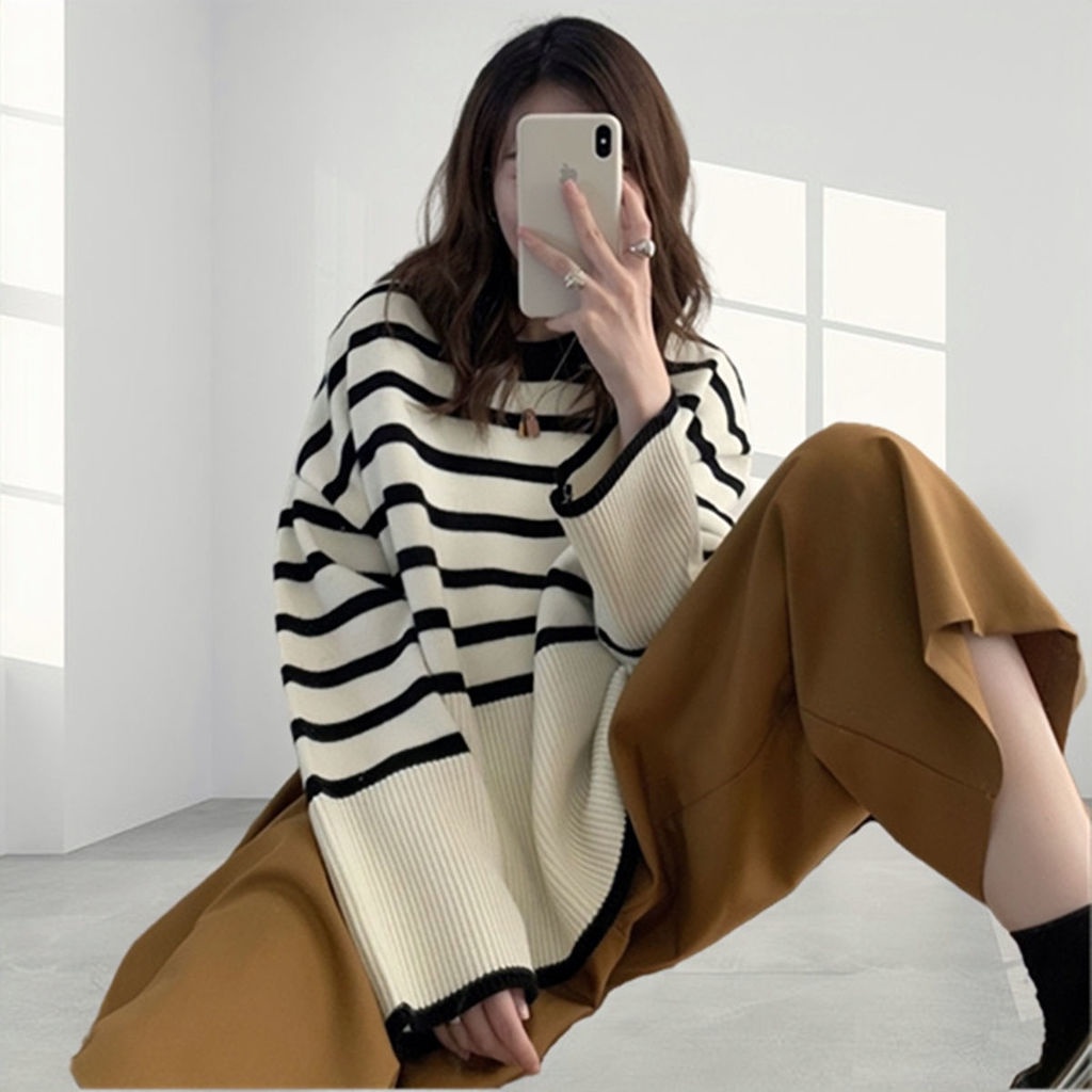 Áo sweater dệt kim tay dài form rộng xẻ tà họa tiết kẻ sọc thời trang thu đông 6001