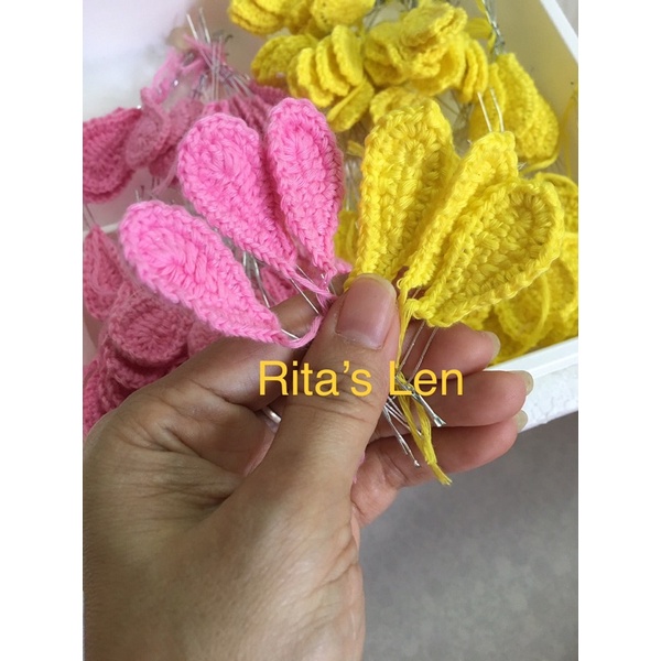 Cánh hoa mai/đào bằng len sợi