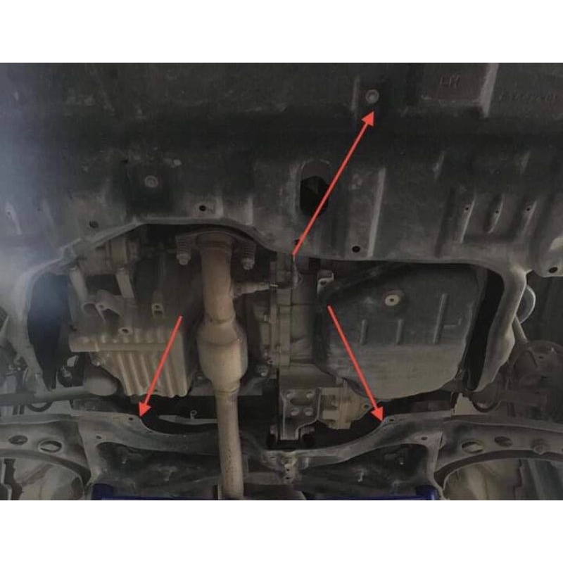 Chắn bùn gầm Toyota Yaris 2008-2023. Chất liệu nhựa ABS, dày 5 mm- Chất liệu thép sơn mạ tĩnh điện dập 3D, dày 1,4mm