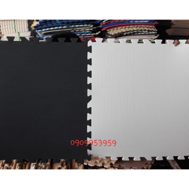 thảm xốp lót sàn trắng và đen 60×60×1cm