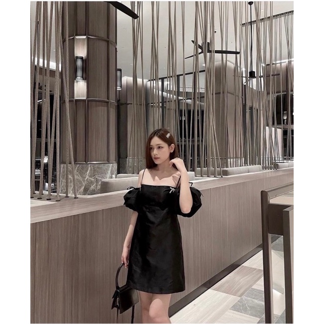 ĐẦM ĐEN RỚT VAI TAY BỒNG ĐÍNH NƠ