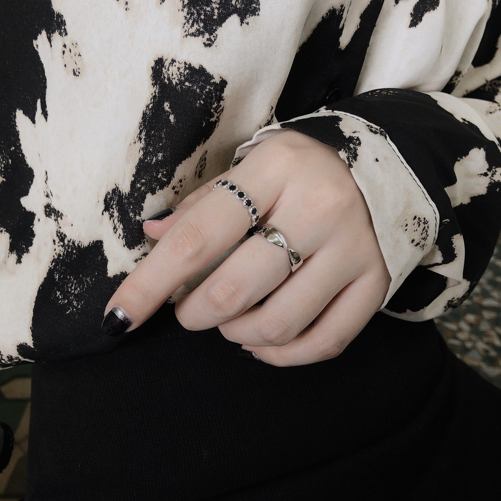 Nhẫn bạc SOFF CLUB S925 - Nhẫn đá tròn đen viền