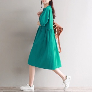 Đầm xanh lá tay nơ