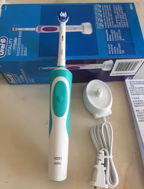 Bàn chải điện Oral B