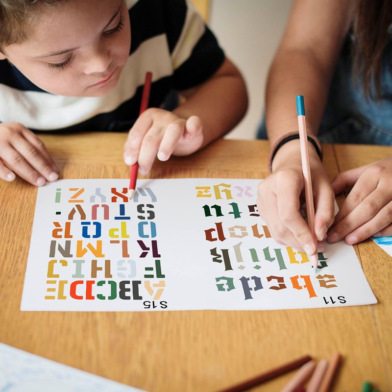 Set 24 Tấm Khuôn Cắt Giấy Hình Chữ Cái Tiếng Anh Dùng Để Trang Trí Album DIY