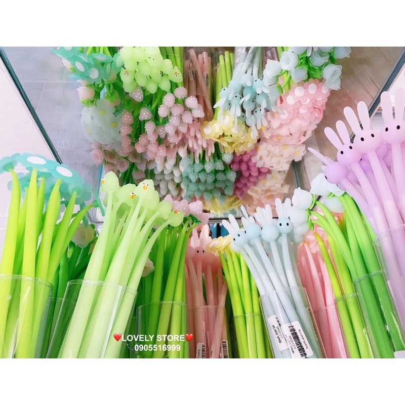 Bút Bi Lovely😘: Với nhiều hình🌸🐰🍓... cute cưng xỉu up xỉu down lắm luôn nha. Hàng Quảng Châu Loại 1 Cao Cấp