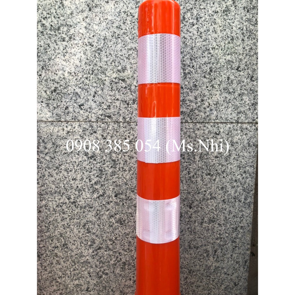 Cọc tiêu giao thông GT75B màu cam kèm phản quang - Hình thật