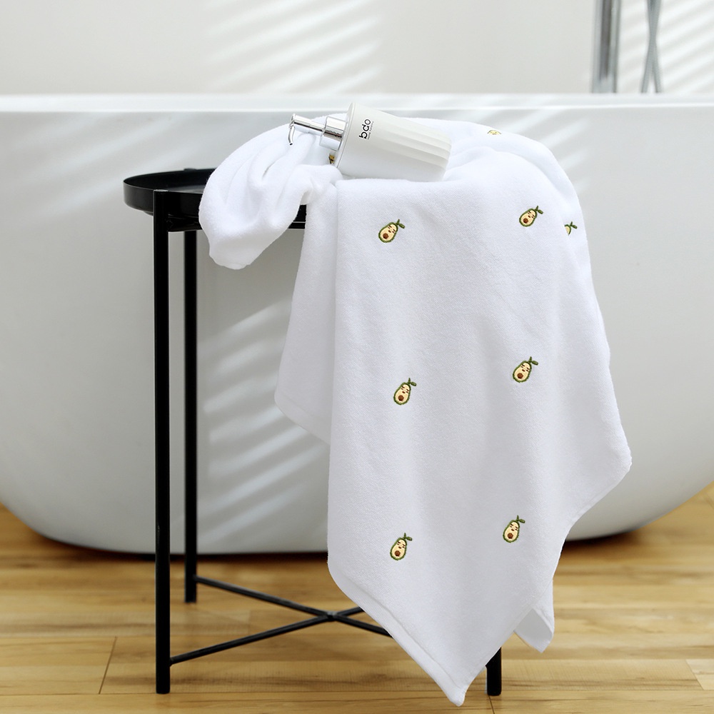Khăn Tắm Cotton Siêu Mềm Dày Dặn Nhanh Khô Thêu Họa Tiết Quả Bơ Màu Trắng / Xanh Lá Dành Cho Người Lớn Và Trẻ Em