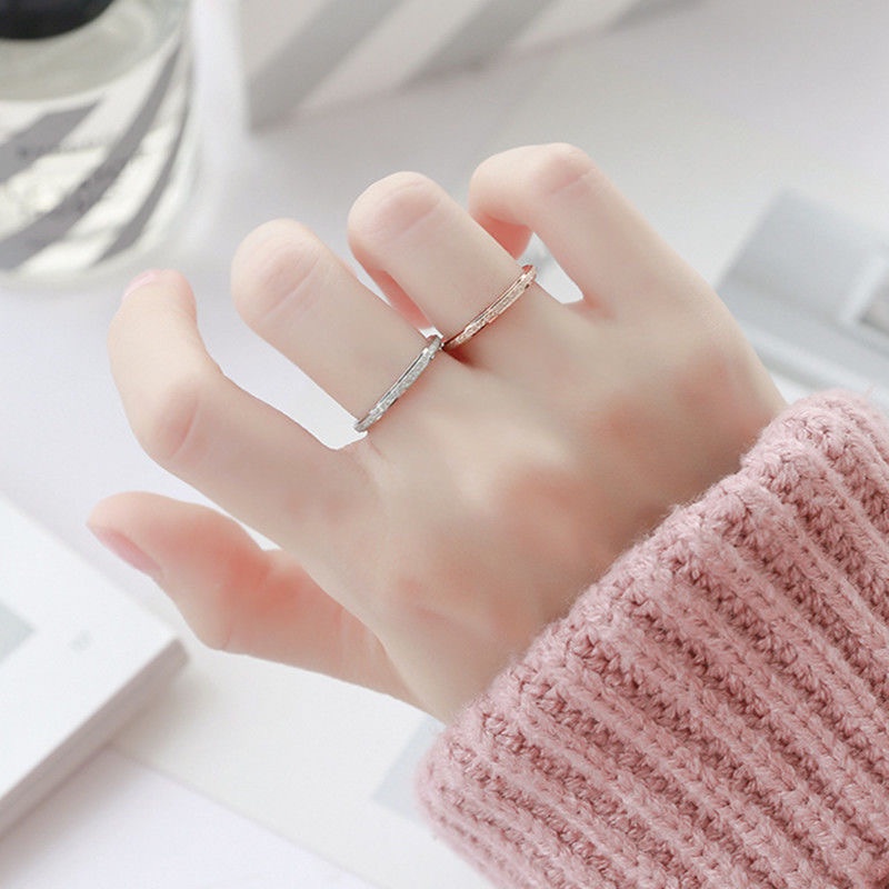 Nhẫn titan nữ không gỉ nhẫn tròn đơn giản ánh kim sa lấp lánh trang sức thời trang thanh lịch