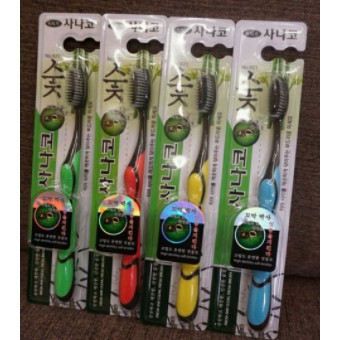 (Deal 1K)- Bàn chải than tre Hàn Quốc 901