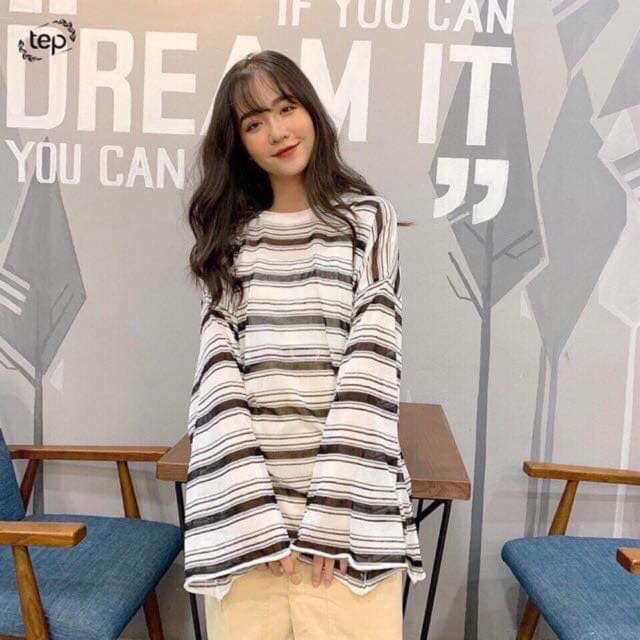 Áo kẻ tay loe