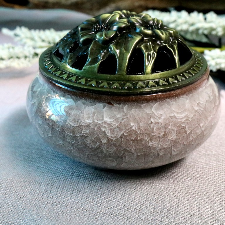 Lư Xông Trầm | Lư Đốt Trầm Bằng Sứ | BigBuy360 - bigbuy360.vn