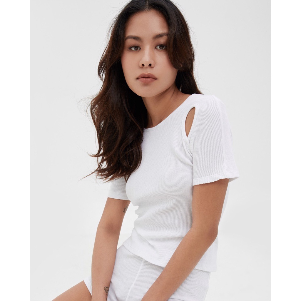 TheBlueTshirt - Áo Kiểu Nữ Khoét Vai Cổ Tròn - Shoulder Cutout Rib Cotton Top - Trắng