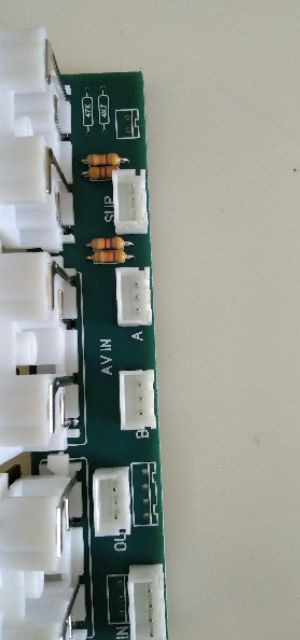 Bo av Amply là bo cắm tín hiệu đầu vào từ điện thoại hoặc tivi