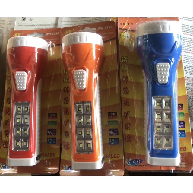 Đèn pin cầm tay kiêm đèn để bàn 9 bóng led 8796