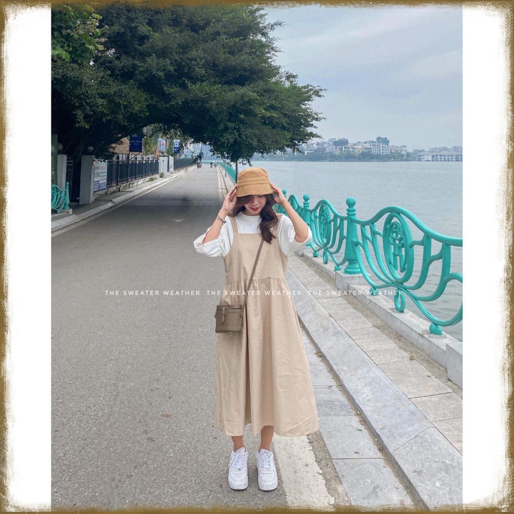 Xu Hướng Mới - Set Váy Yếm Kaki Be + Áo Thun Trắng - Bộ Đầm 2 Dây Bản To Màu Be Dáng Dài Ulzzang