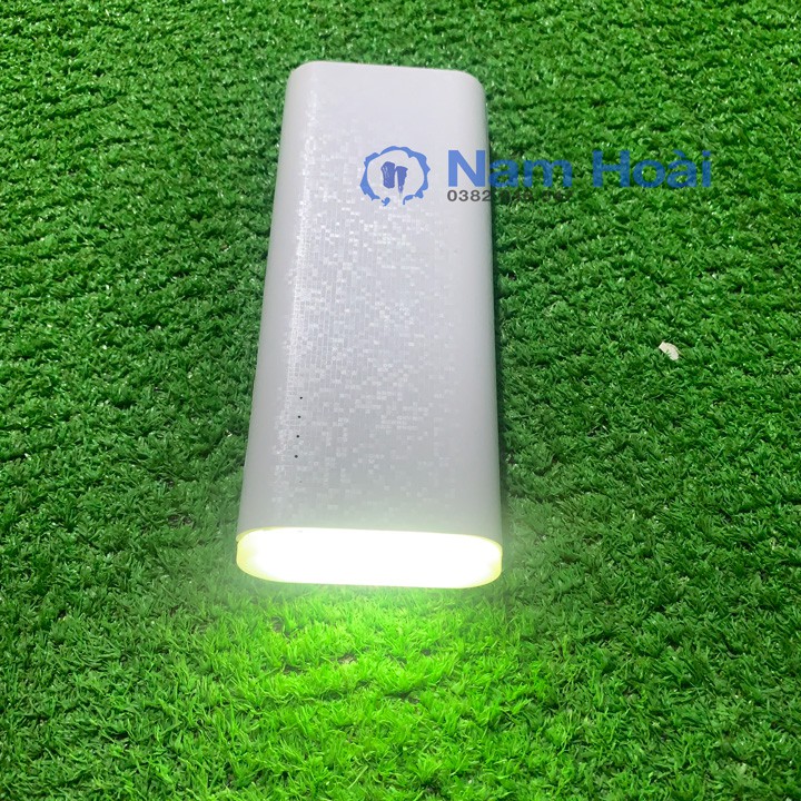 Box sạc dự phòng 5 cell (3 led siêu sáng)