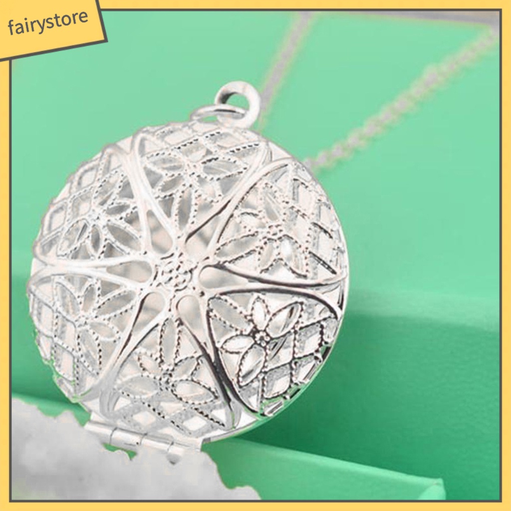 Dây Chuyền Mặt Tròn Rỗng Chắc Chắn Dùng Làm Khung Ảnh Trang Trí Tiệc