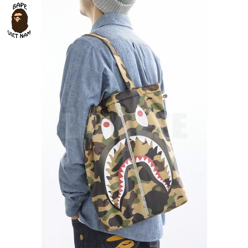 [Best Quality] Túi Tote Bape, Túi đeo vai Bape Shark, Chất liệu Polyester, Màu Camo Green/Yellow BapeVN