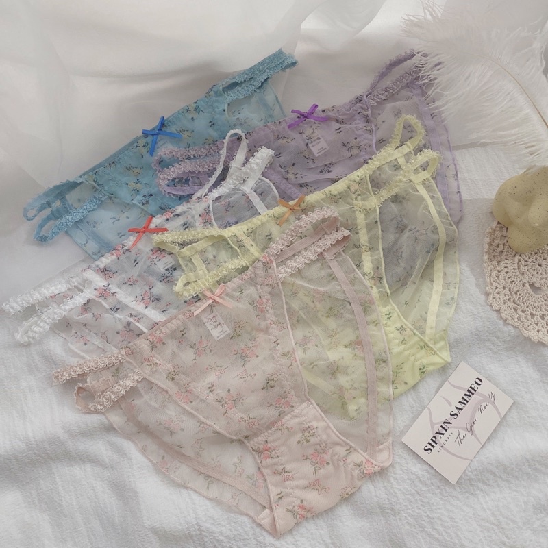 Quần lót hoa nhí Vintage