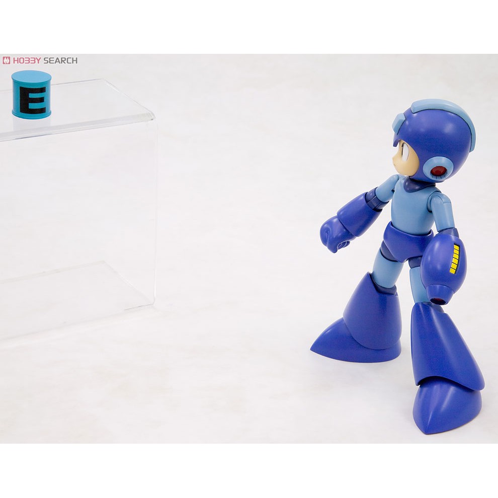 -  Mô hình lắp ráp Megaman