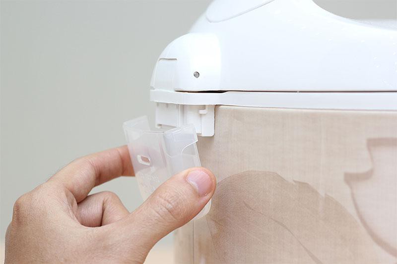 Nồi cơm điện Sharp 1.8 lít KS-N191ETV MỚI SX Thái Lan ( Lòng nồi phủ  nhôm chống dính )