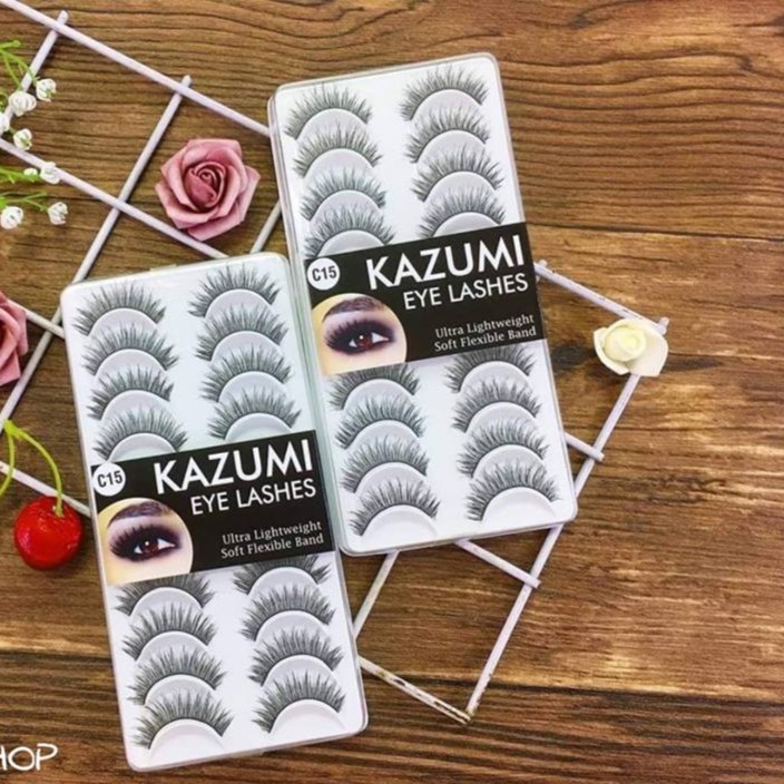 Mi giả Kazumi