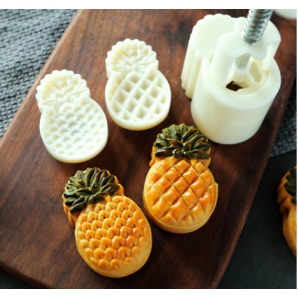 Khuôn Nhựa Làm Bánh Trung Thu- Khuôn Lò Xo Hình Quả Dứa - 50g
