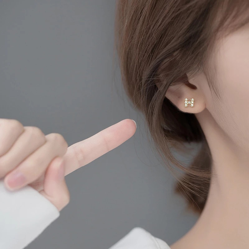 Bông Tai Chữ H Đính Đá Zircon Phong Cách Hàn Quốc Thanh Lịch Cho Nữ