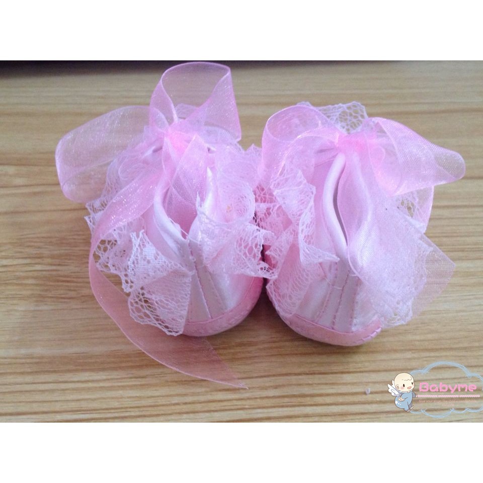Giày ren phối hoa phong cách công chúa cho bé gái