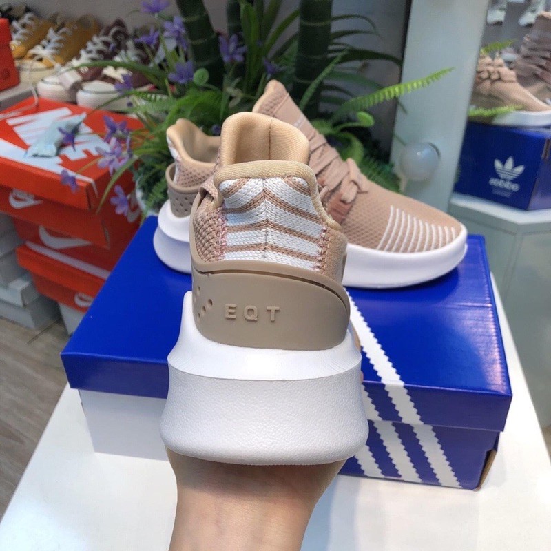 (Video cận cảnh) Giày Sneaker EQT Hồng Đất