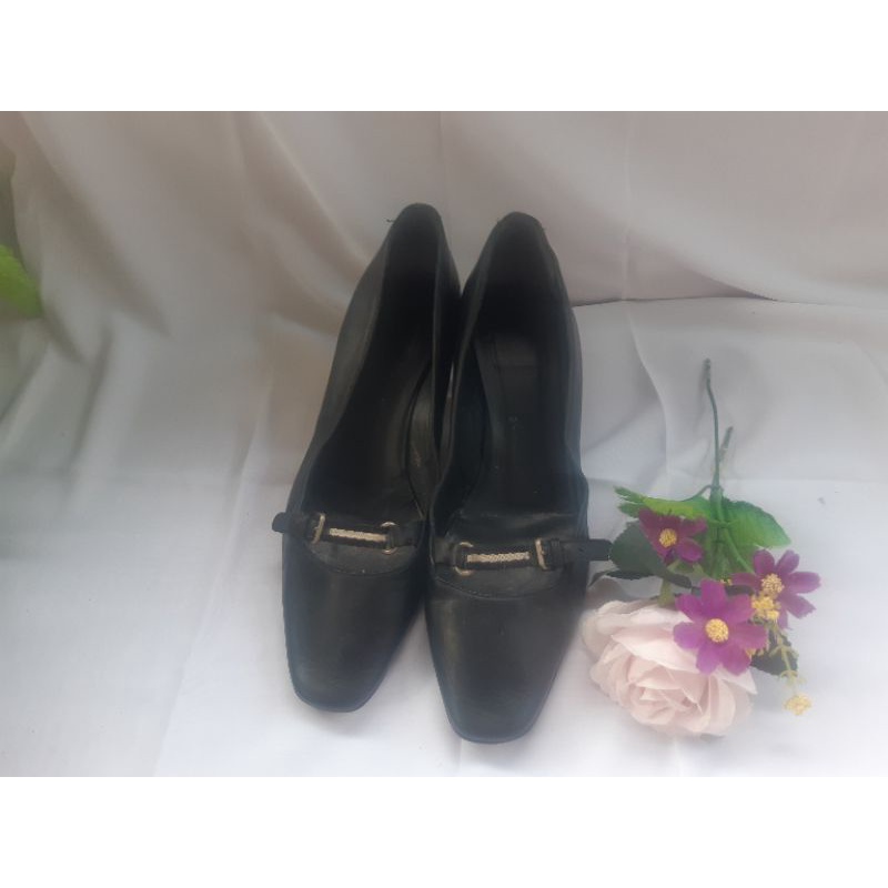 Giày si hiệu xin size 38