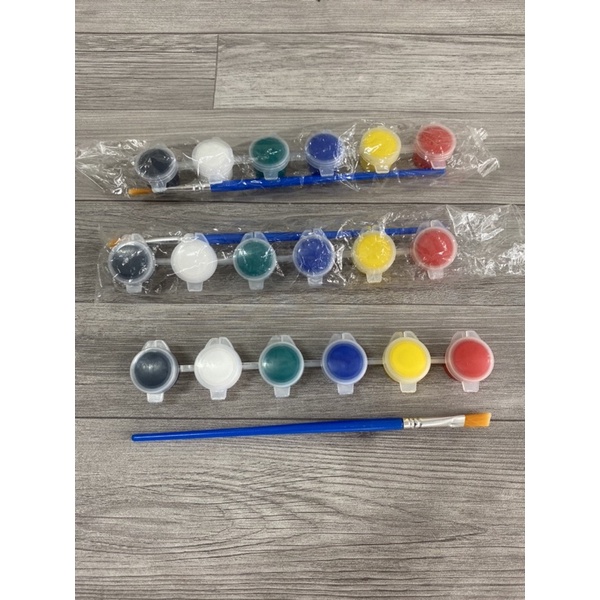 Màu nước- set 6 màu kèm bút lông