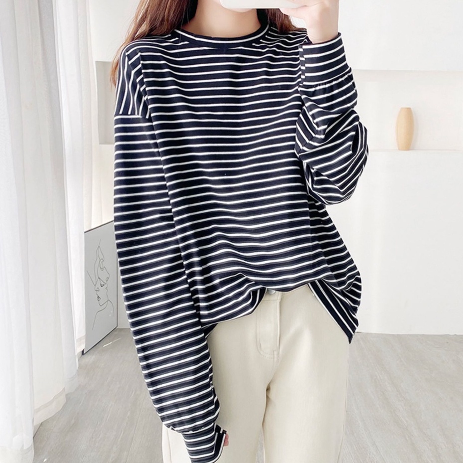 A027 Áo thun kẻ ngang đen trắng dài cộc tay form rộng unisex Áo phông không cổ tròn nam nữ dáng to sọc Ulzzang