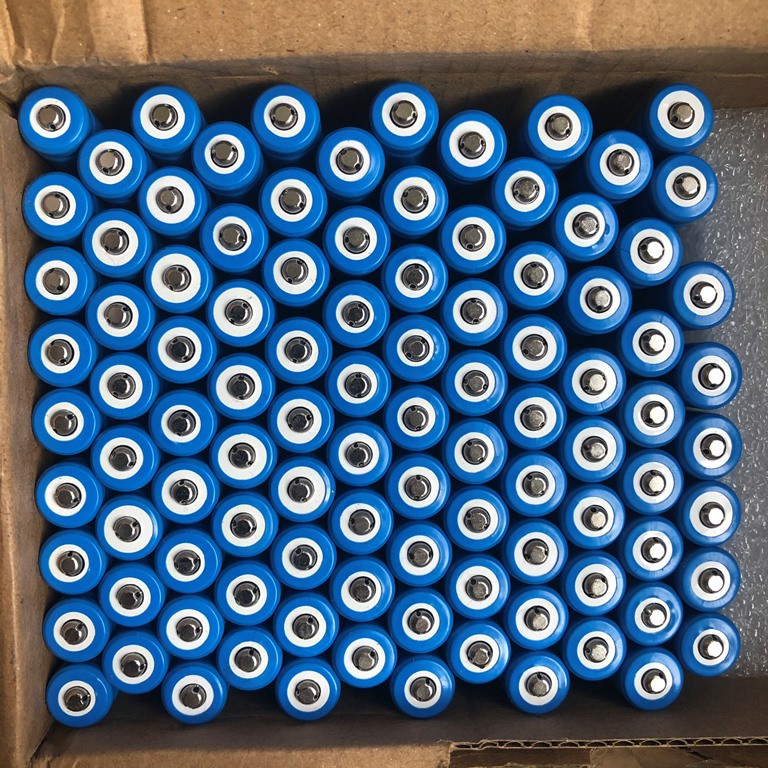 Pin sạc lithium Ultrafire 10440 1000mAh 3.7v