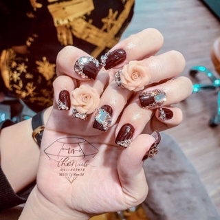Nail Box Móng Tay thiết kế gắn hoa hồng có nhiều mẫu hàng đặt trước