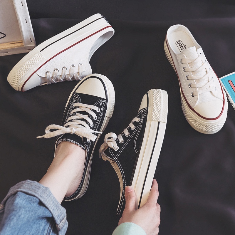 Sục thể thao nữ độn đế 3 phân 2 màu đen và trắng