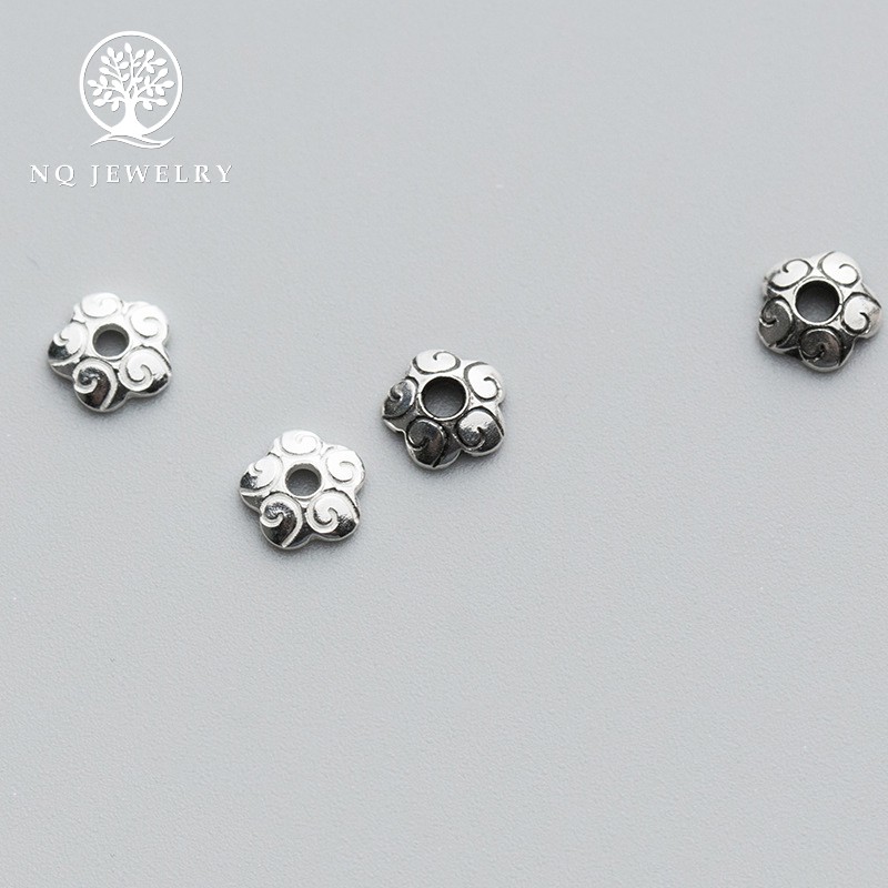 Charm bạc chụp hạt hoạ tiết hoa văn - Ngọc Quý Gemstones