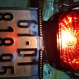 Cặp led xi nhan chạy đuổi chống nước dán 3M