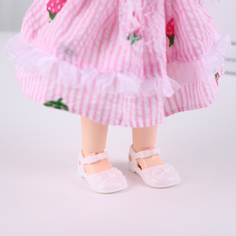 Búp Bê Công Chúa Barbie  loại to 30cm  mặc trang phục (ngẫu nhiên)