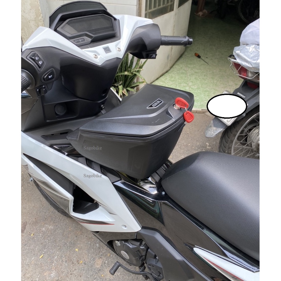 Thùng giữa Winner X 2022, thùng Givi G10N kèm bát gắn cho xe Winner X V3, hàng Givi chính hãng, bảo hành 2 năm