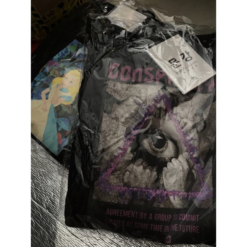 Áo hoodie Conspiracy oversize Unisex phong cách Hàn Quốc | BigBuy360 - bigbuy360.vn