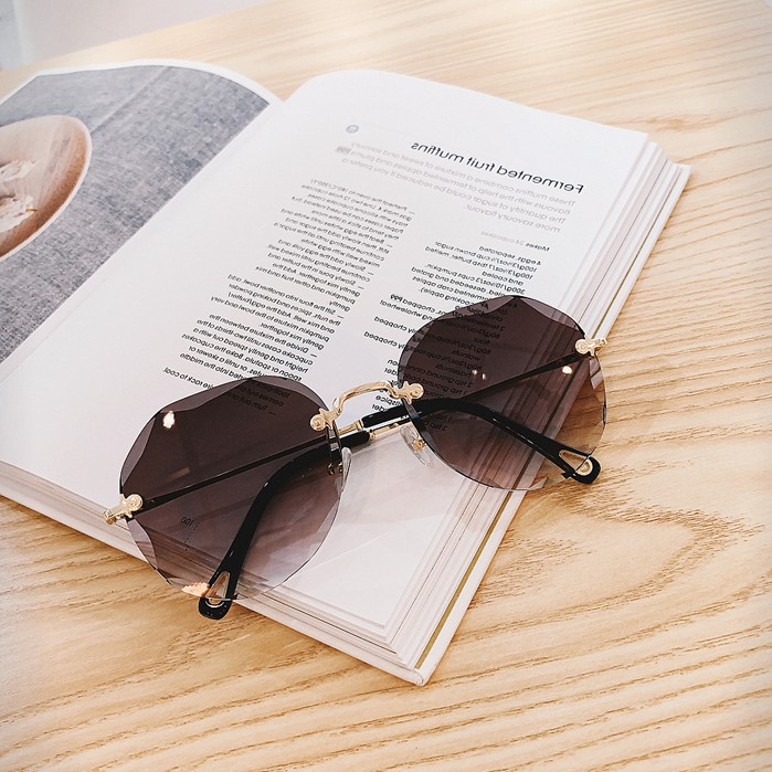 Kính mát gọng tròn màu gradient phong cách retro thời trang cho nữ