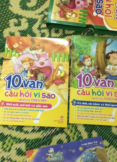 Sách - 10 Vạn Câu Hỏi Vì Sao - Tập 2 (Hộp 5 cuốn )