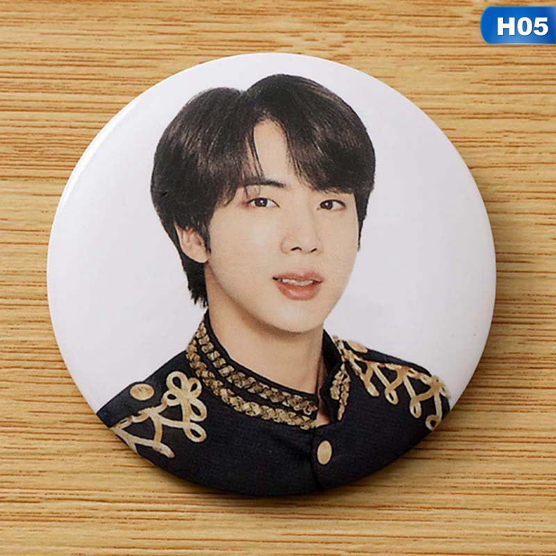 Set 2 huy hiệu cài áo / mũ/ balo phong cách BTS