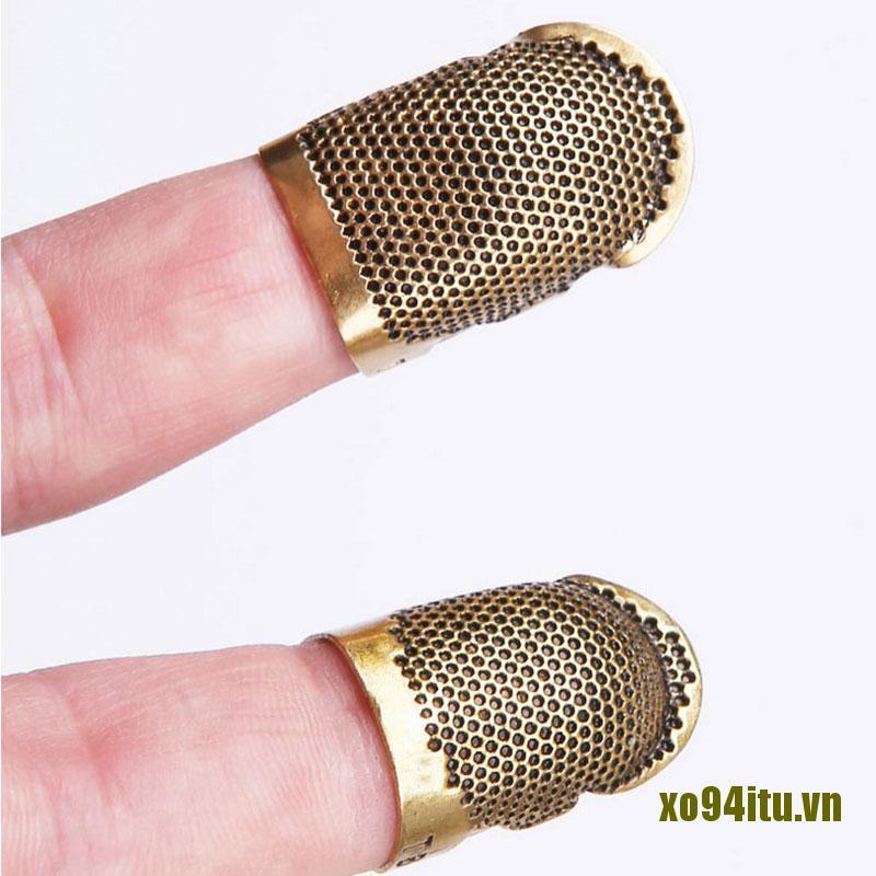 Dụng Cụ Bảo Vệ Ngón Tay Bằng Đồng Thau Khi May Vá