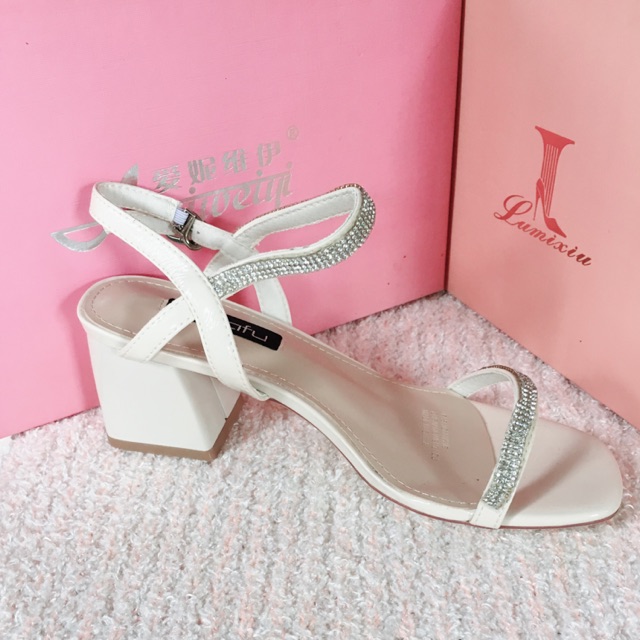 🎀Xả Sandal gót vuông 79k 🎀