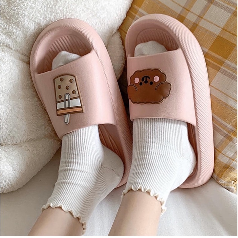 DÉP SLIPPERS BÁNH MÌ HÌNH GẤU TRÀ SỮA
